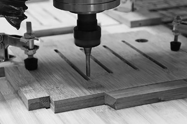 Que tipo de ferramentas são necessárias para a fresadora CNC?