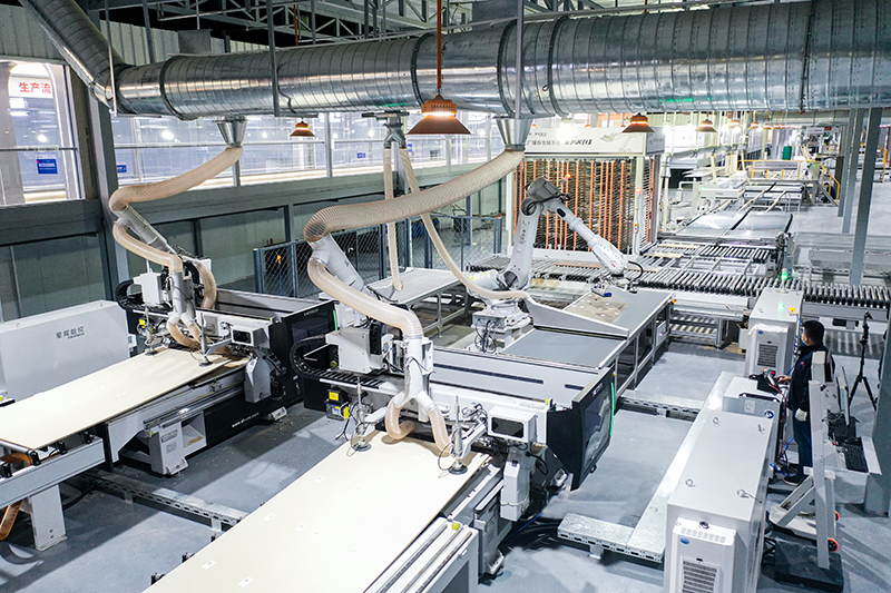 Transmissão ao vivo da fabricação inteligente GoldenHome CNC